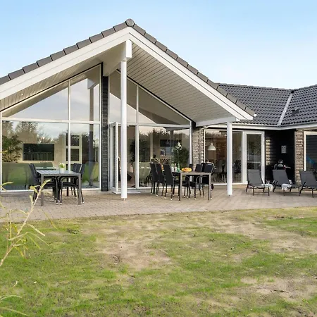 Semesterbostad Cozy In With Sauna Løkken